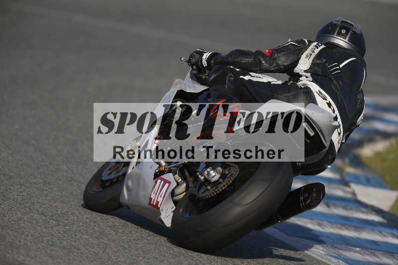 /Archiv-2024/02 29.01.-02.02.2024 Moto Center Thun Jerez/Gruppe gruen-green/414